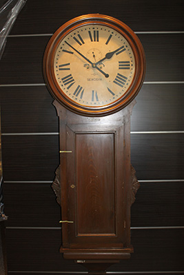 写真：官立弘前高等学校において使用された大時計